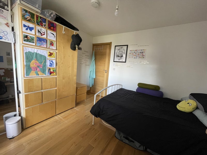 Room Clements Road in Greater London