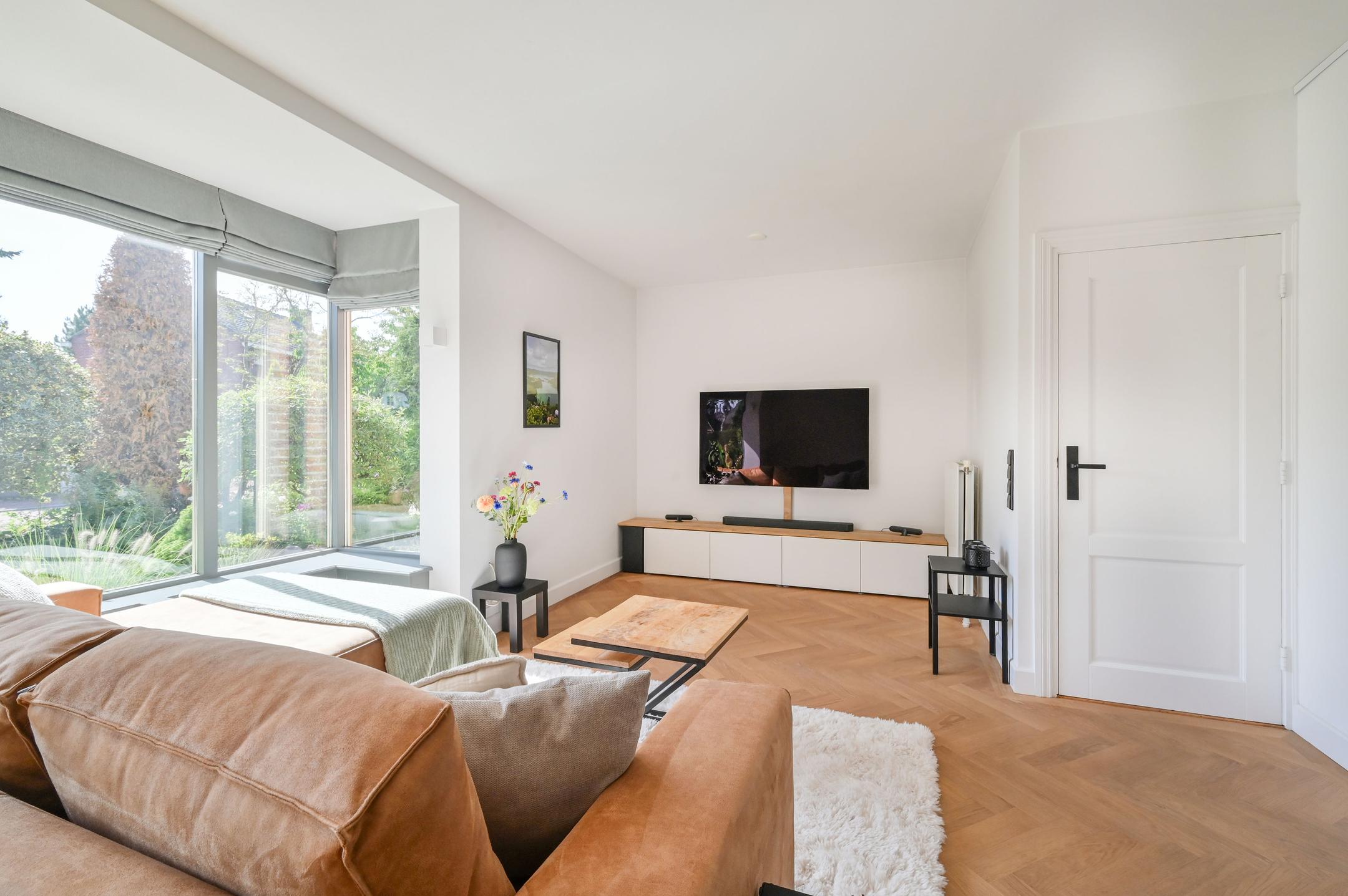 Hoekwoning te koop: Bachlaan 8, Huizen