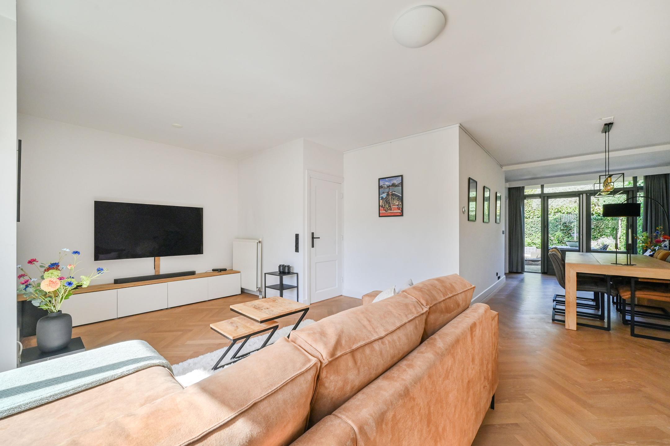 Hoekwoning te koop: Bachlaan 8, Huizen