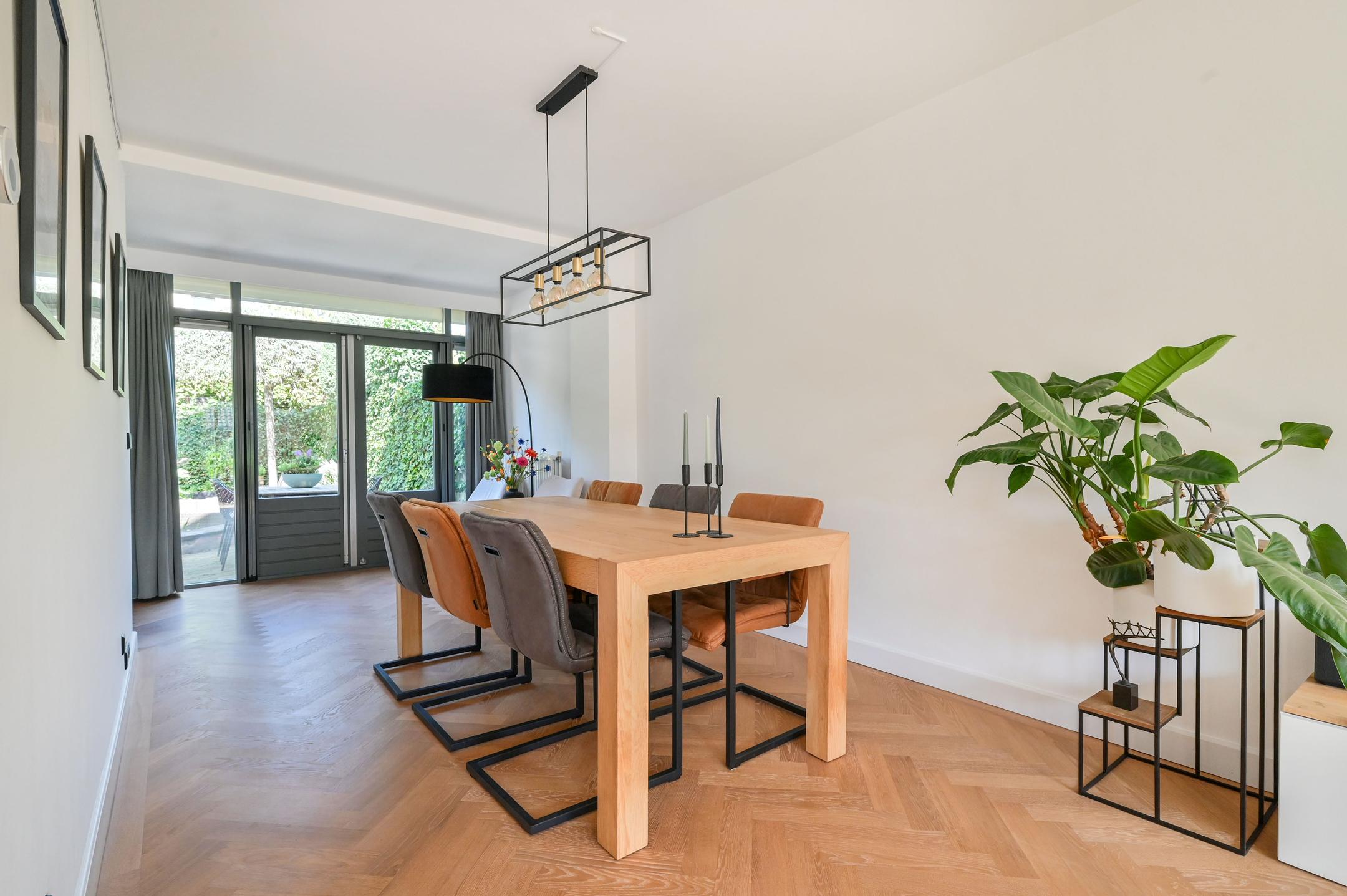 Hoekwoning te koop: Bachlaan 8, Huizen