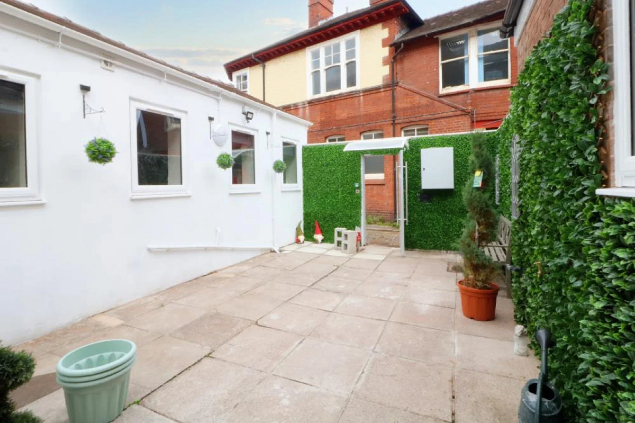 Flat Rathbone Street in Stoke-on-Trent