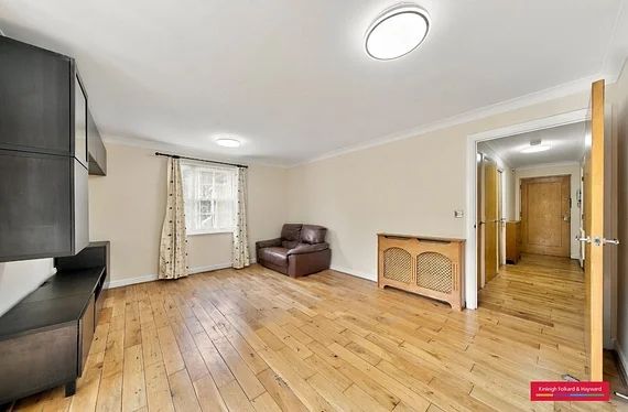 Flat Blackwell Close in Greater London