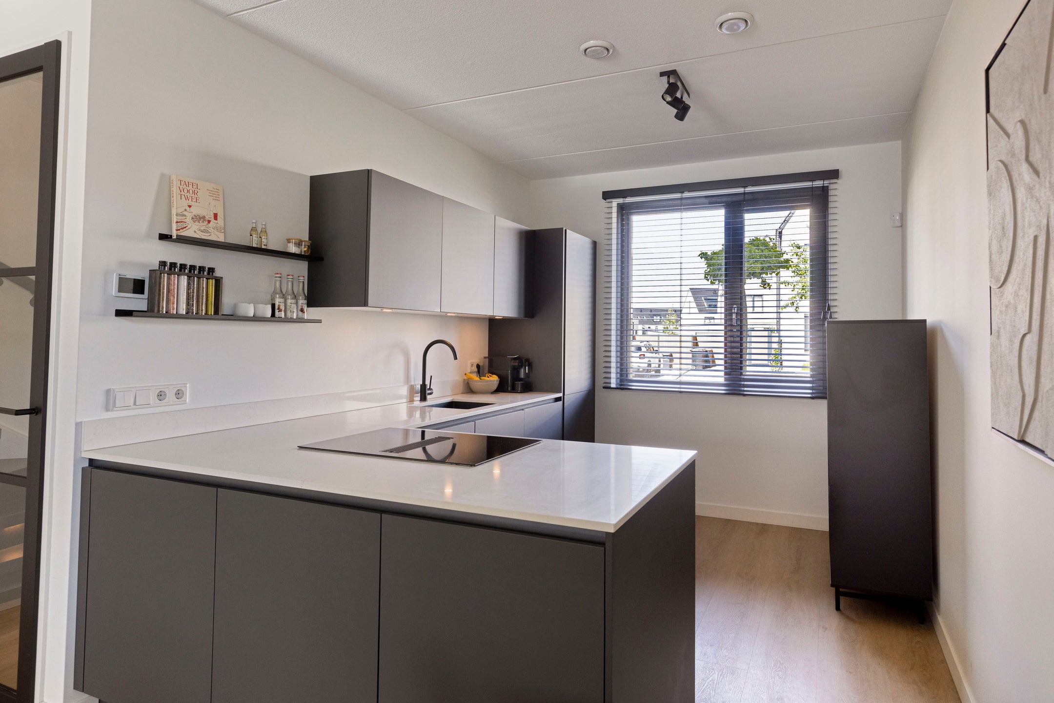 Hoekwoning te koop: Glooiing 9, Eindhoven