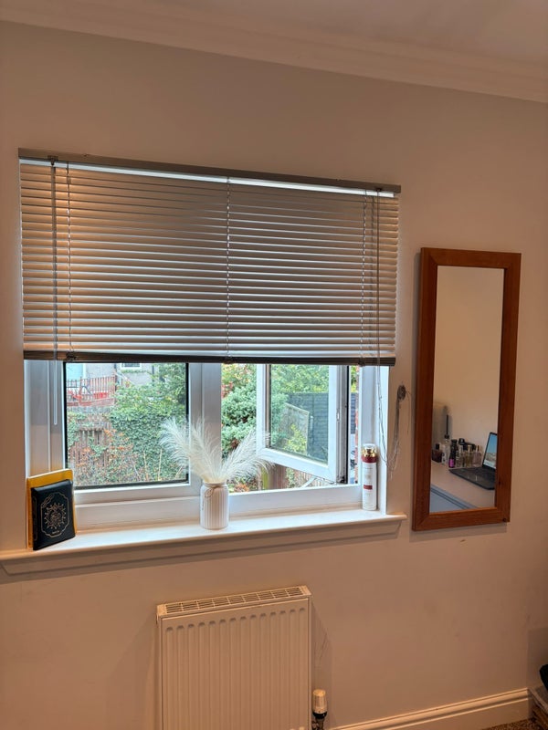 Room Groathill Loan in City of Edinburgh
