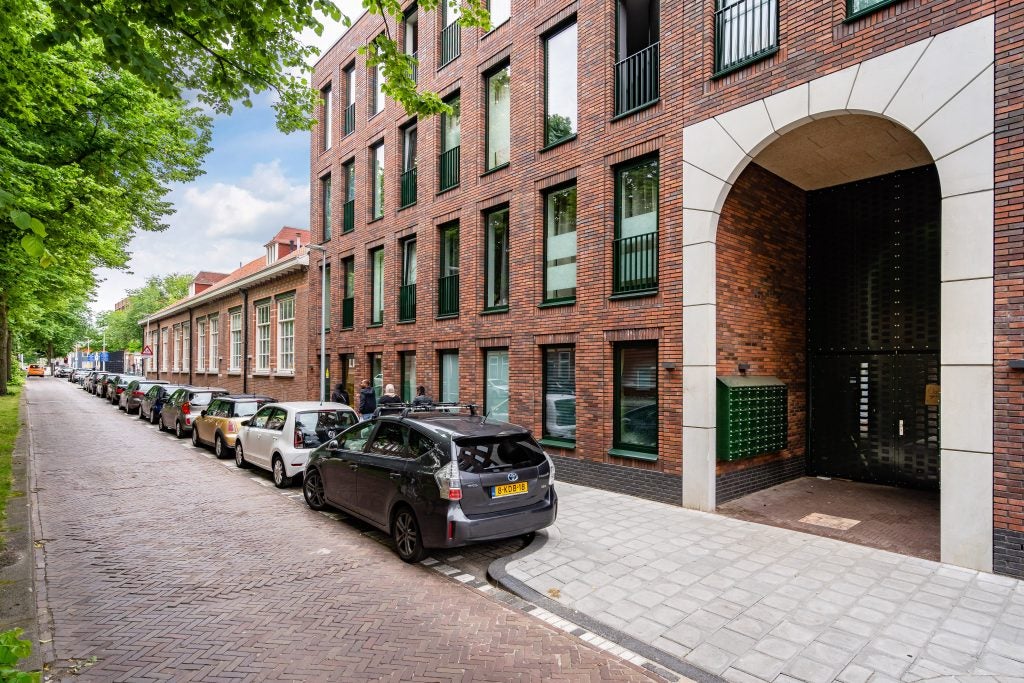 Appartement 's-Gravenzandelaan 175 J in Den Haag