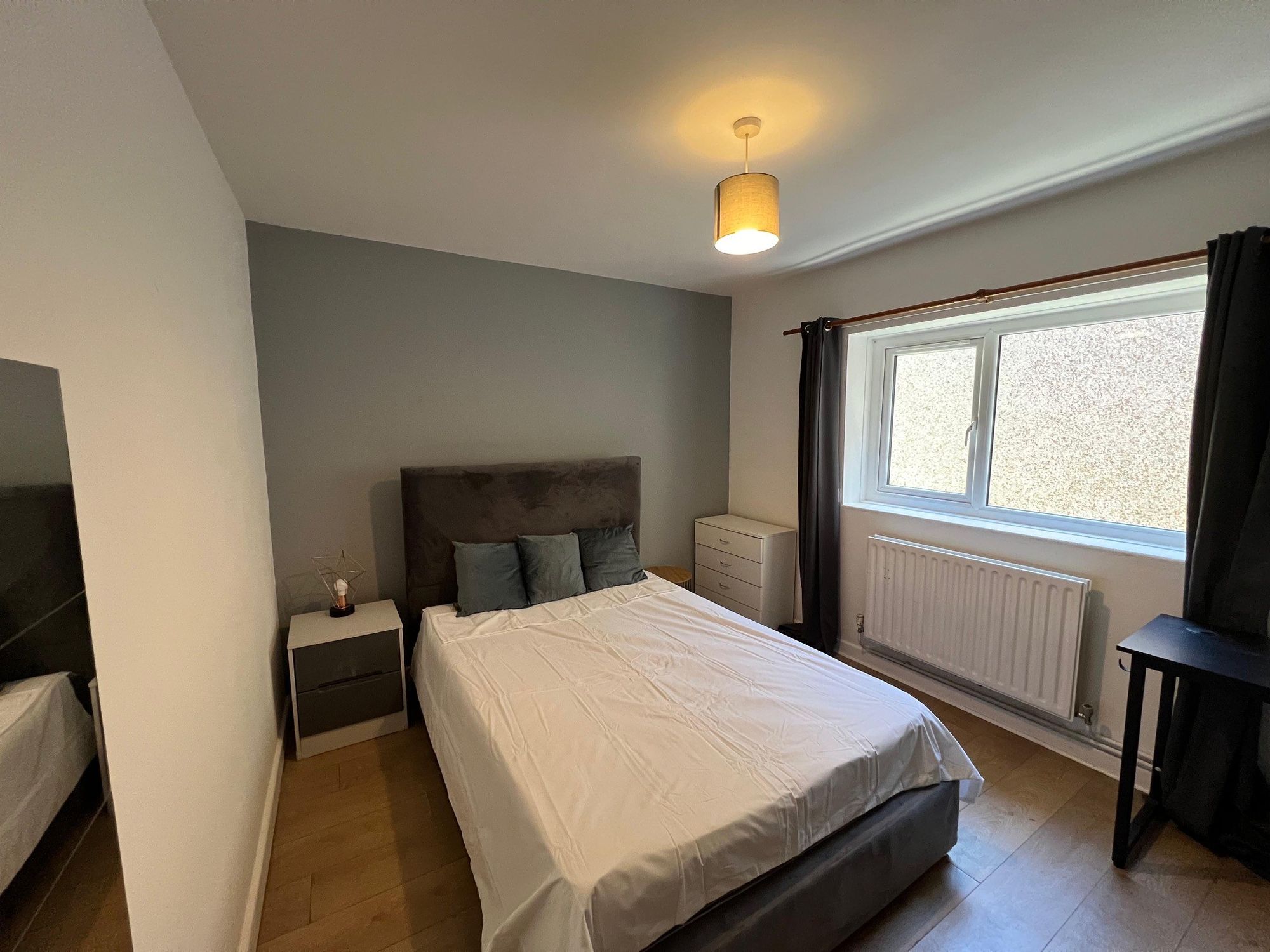 Flat Carlton Terrace in Swansea