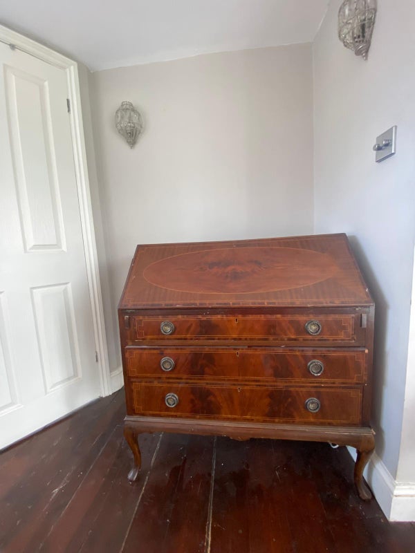 Room Delafield Road in Greater London