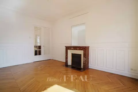 Appartement Avenue de Suffren à Paris