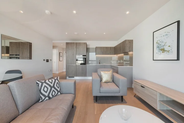 Flat Wandsworth Road in Greater London