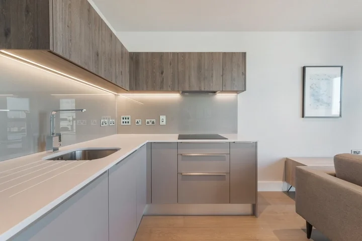 Flat Wandsworth Road in Greater London