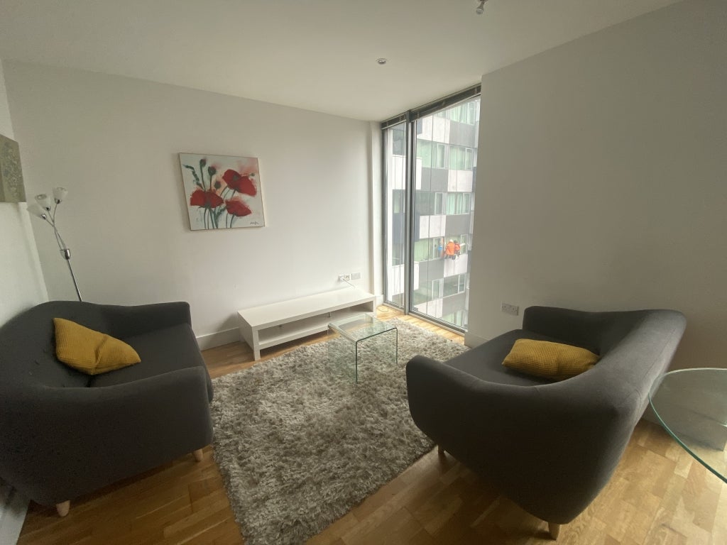 Flat Fazakerley Street in Liverpool