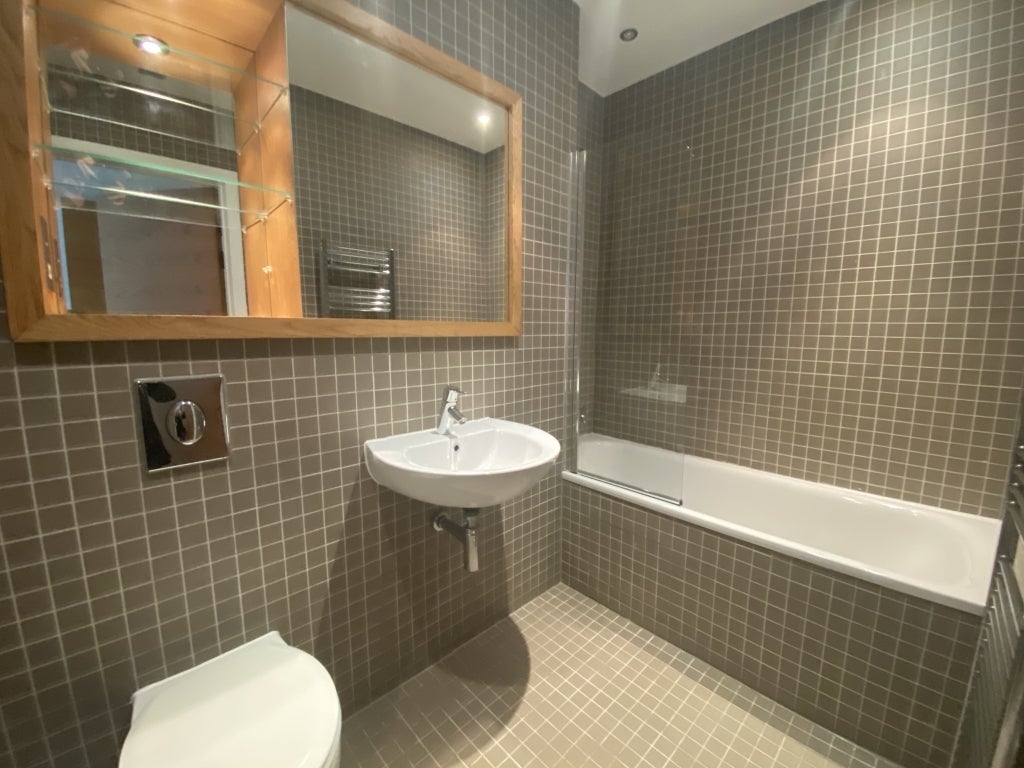 Flat Fazakerley Street in Liverpool
