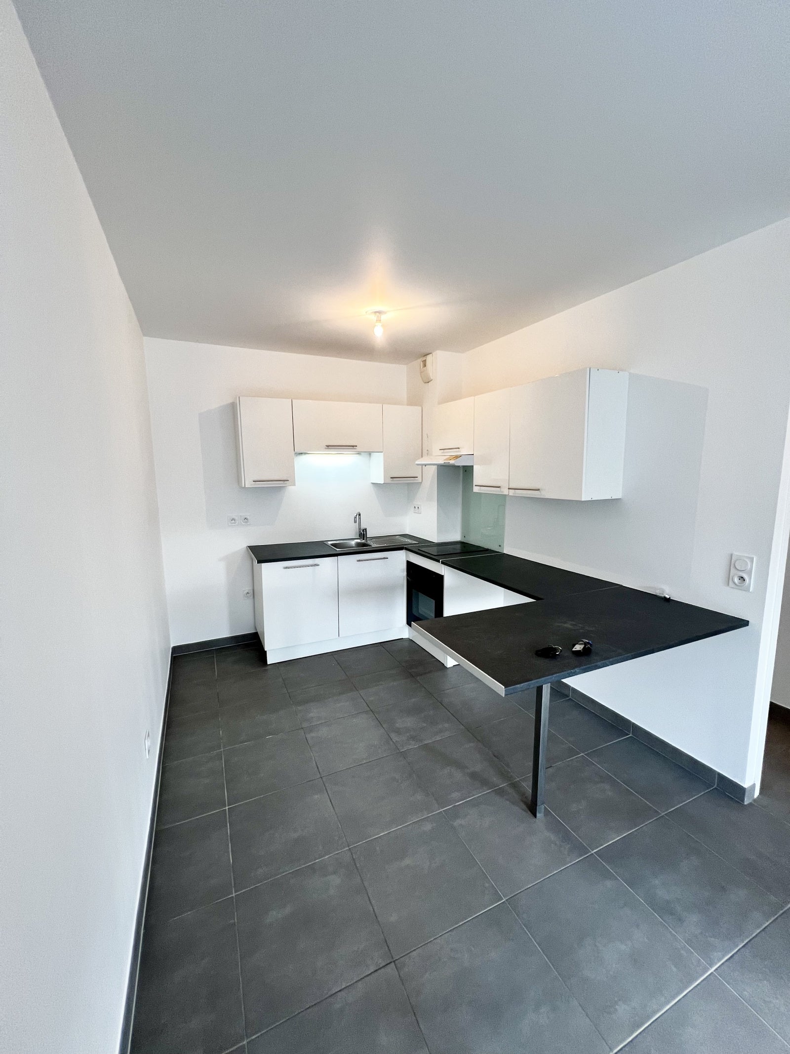 Flat Avenue Gabriel Péri in Sainte-Geneviève-des-Bois