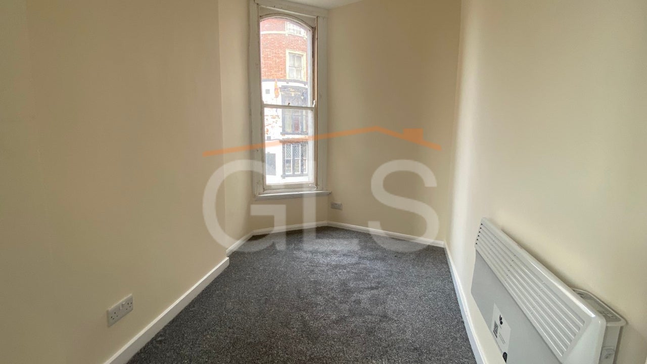 Room Leading Post Street in Scarborough