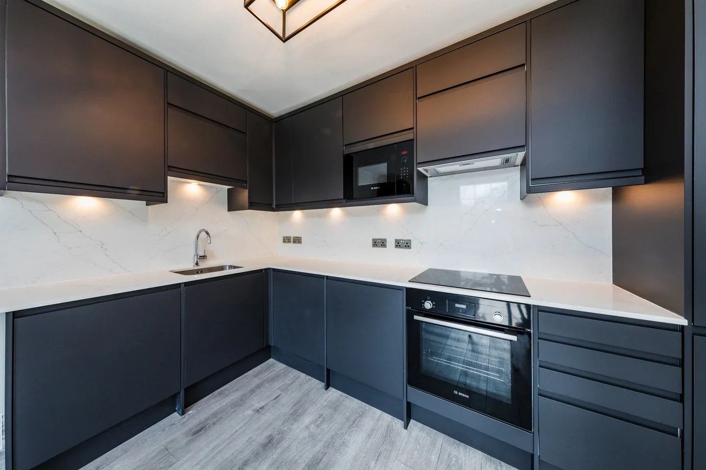 Flat Streatham Hill in Greater London