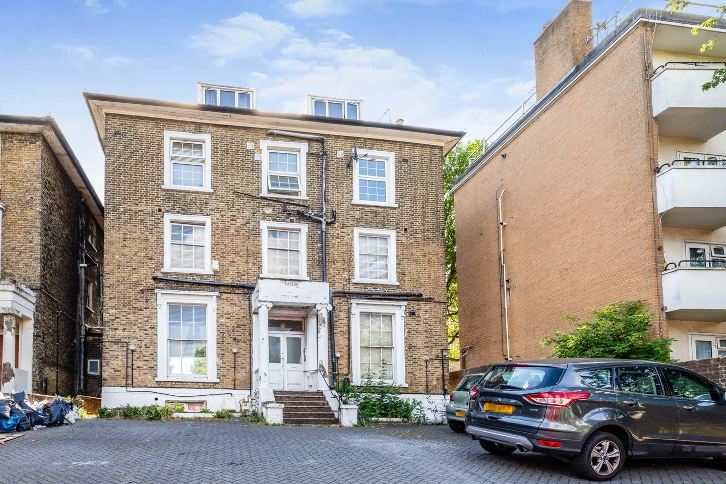Flat Streatham Hill in Greater London