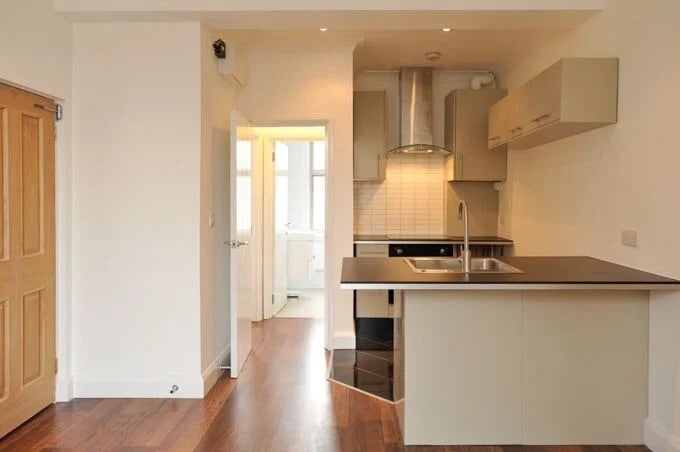 Flat Stoke Newington Common in Greater London