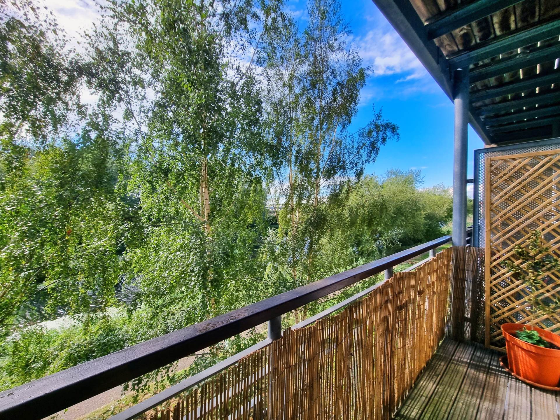 Flat Yeoman Close in Ipswich