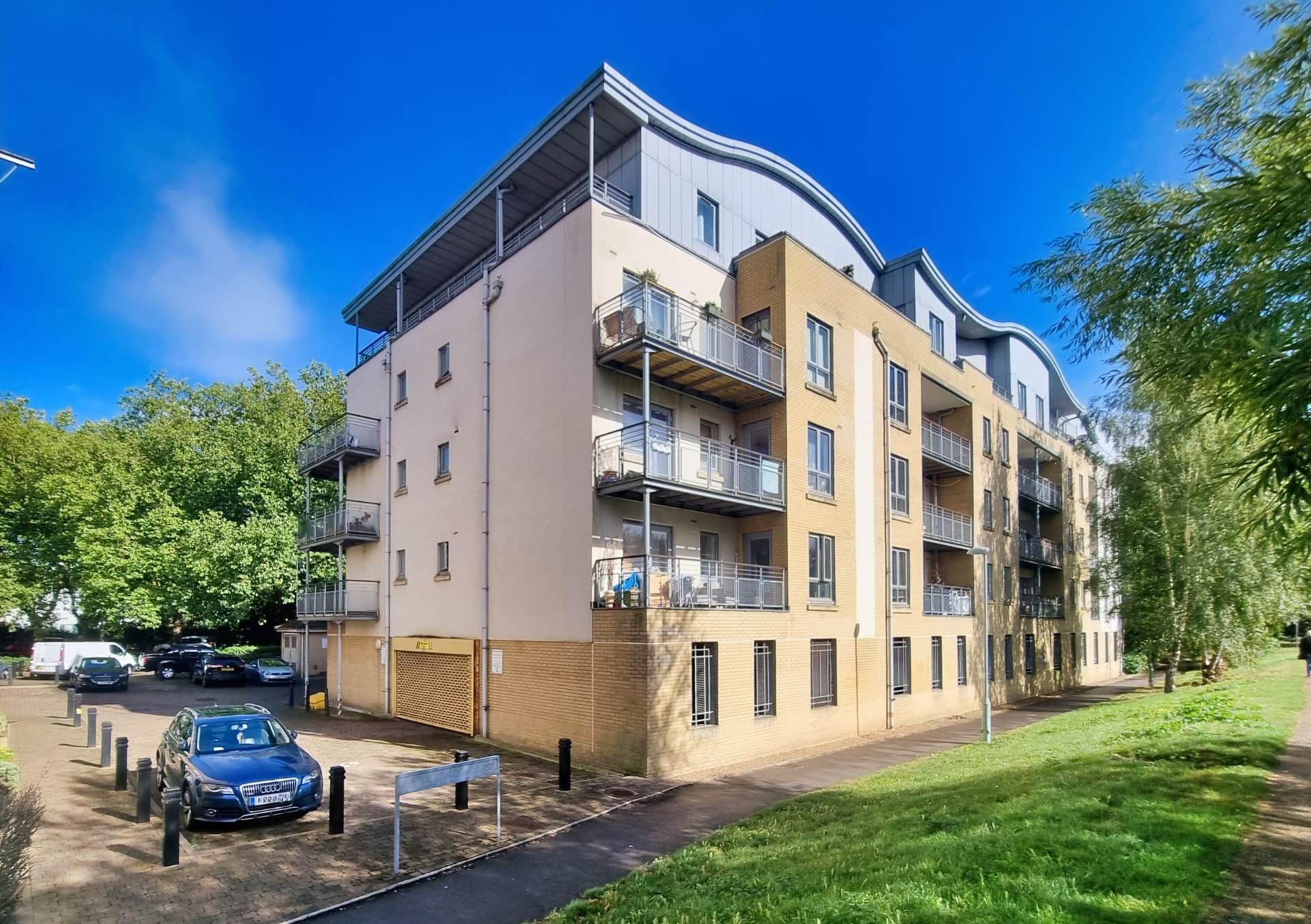 Flat Yeoman Close in Ipswich