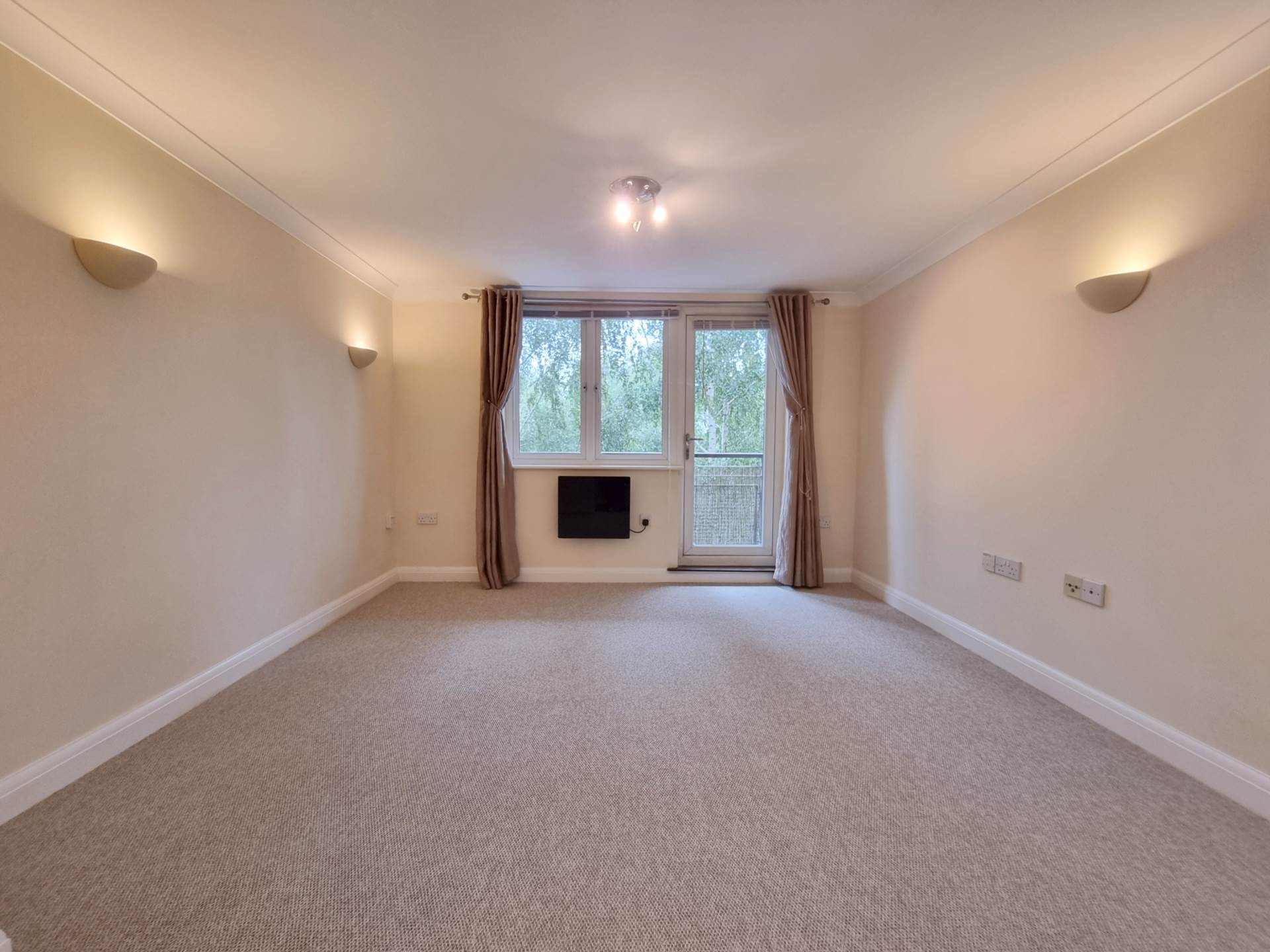 Flat Yeoman Close in Ipswich