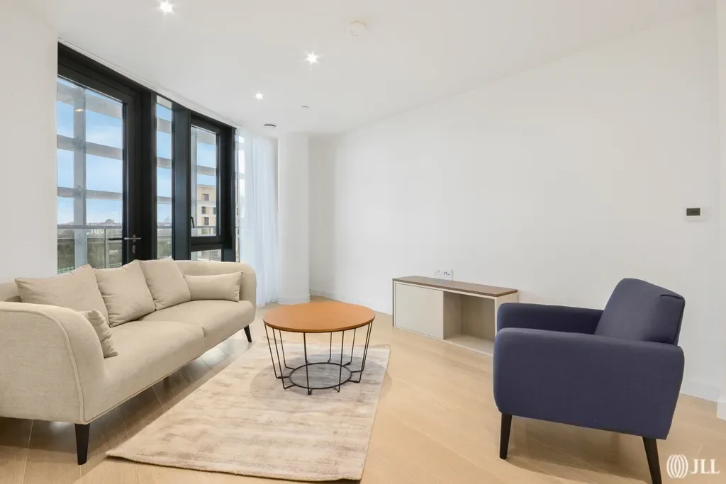 Flat Seven Sisters Road in Greater London