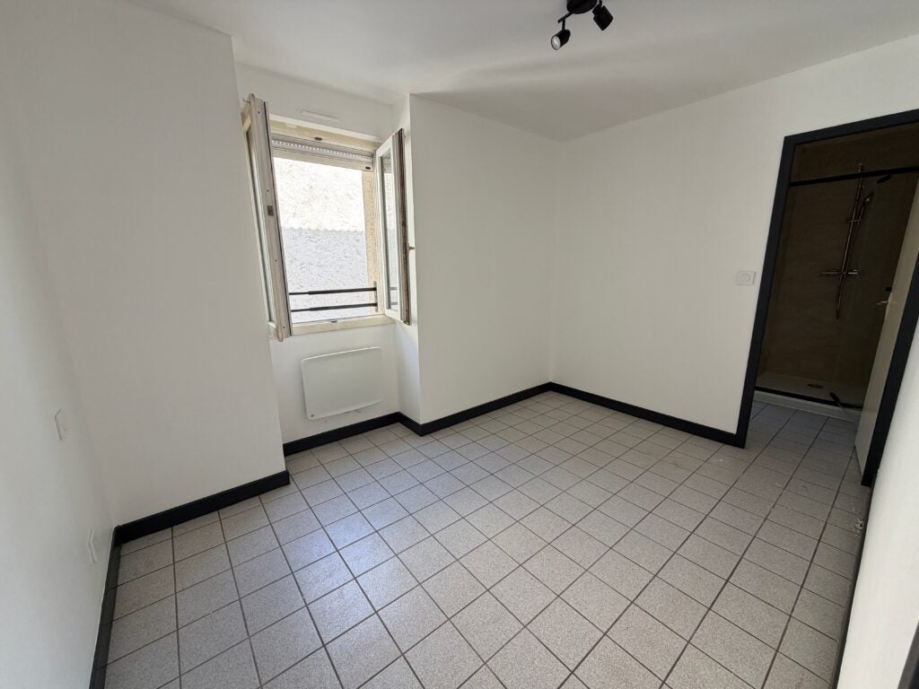 Flat Rue de la Pompe in Vergt