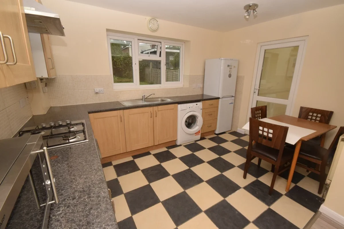 Flat Fern Dells in Welwyn Hatfield