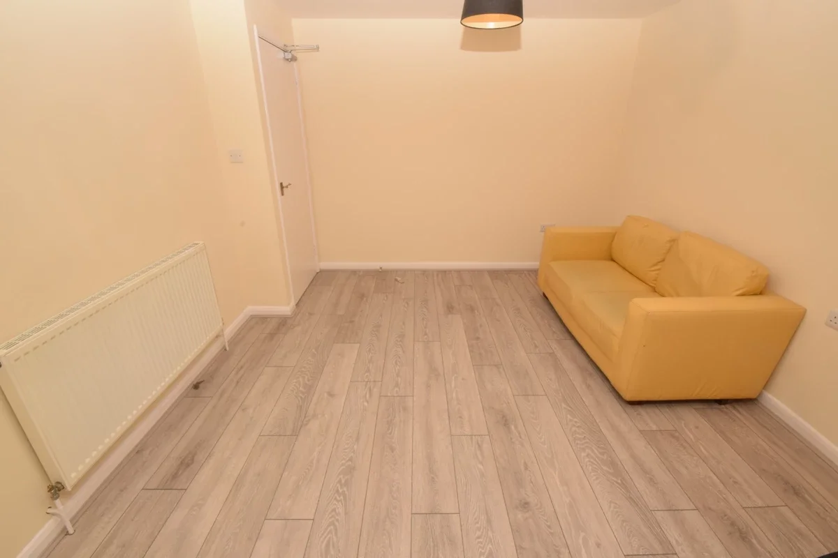 Flat Fern Dells in Welwyn Hatfield