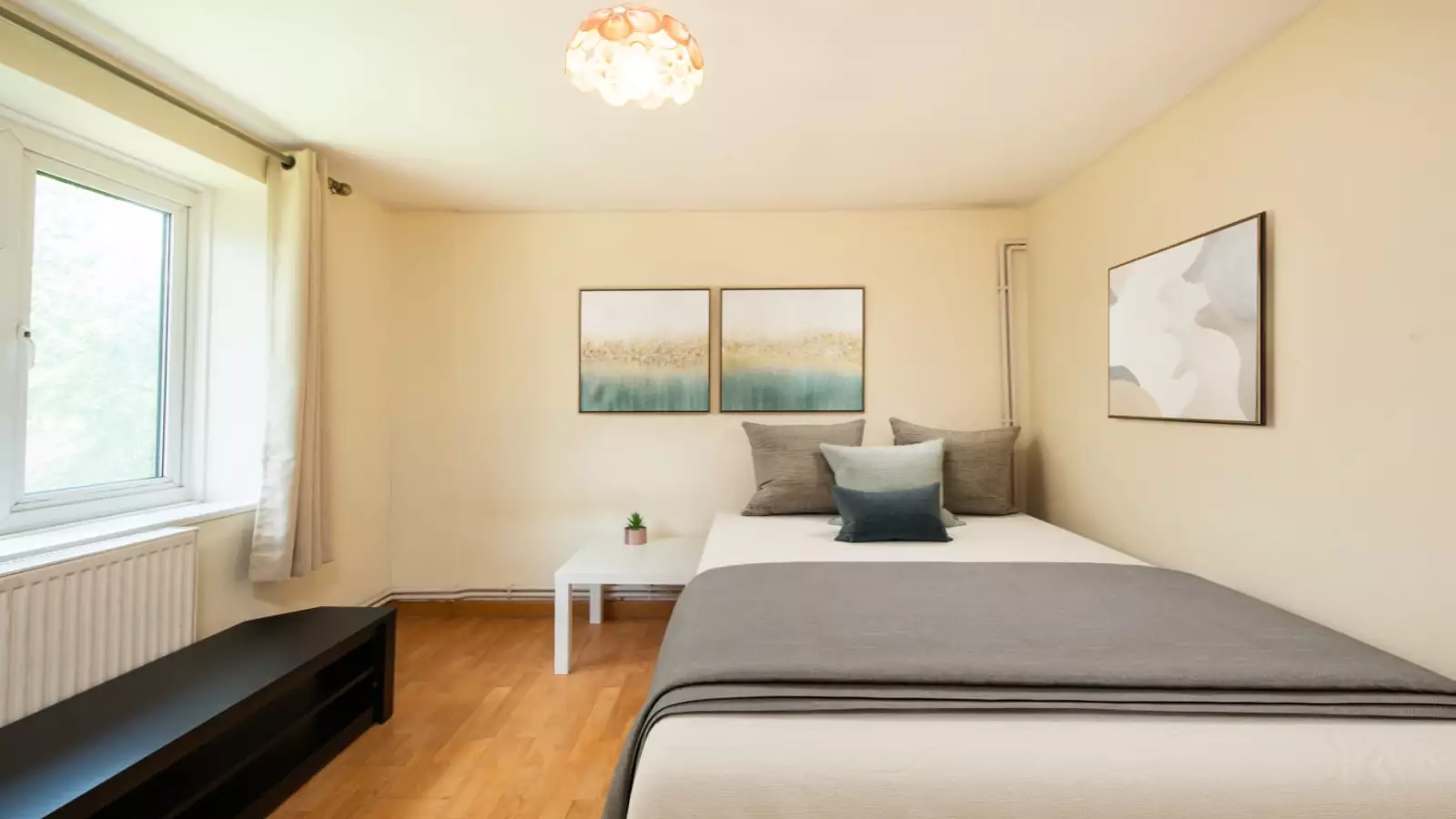 Room Telford Road in Greater London