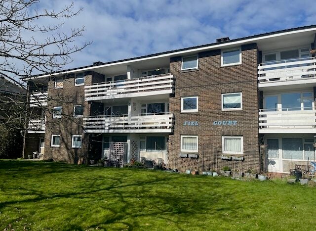 Flat Field Place in Newport