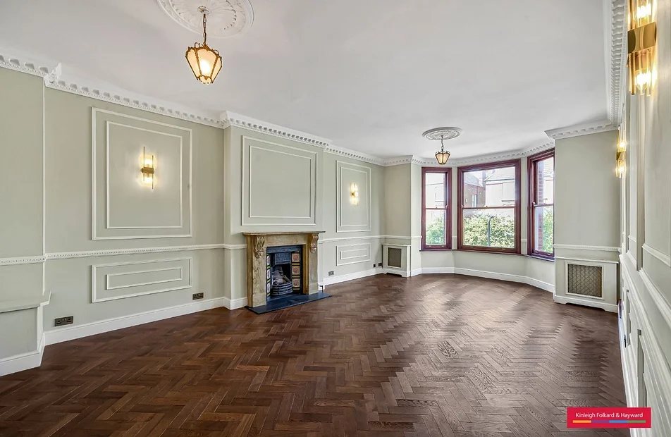 Flat Compayne Gardens in Greater London