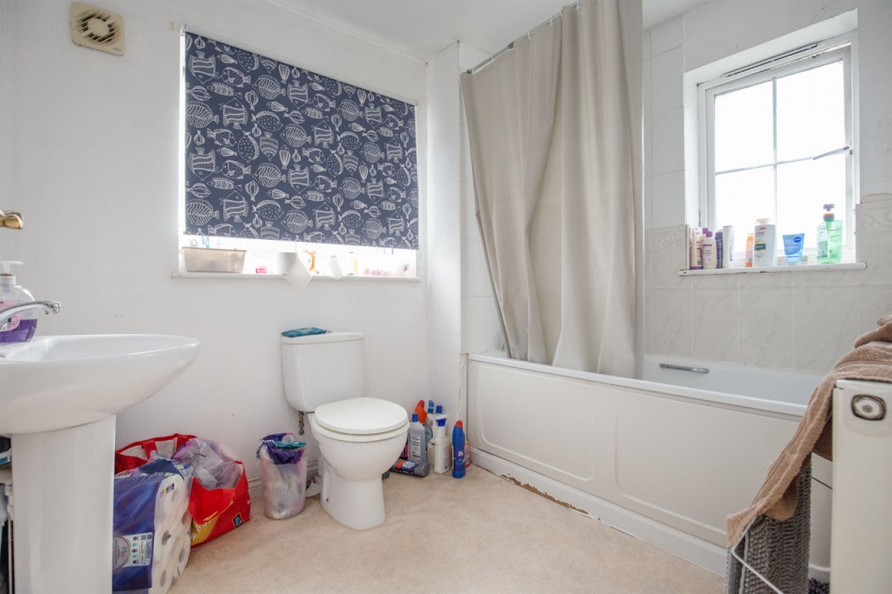 Room Cutters Row in Norwich