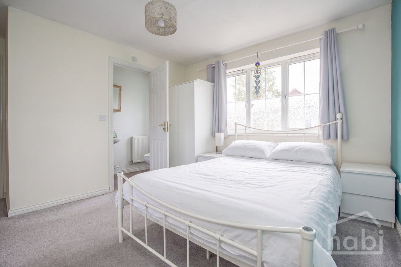 Room Cutters Row in Norwich