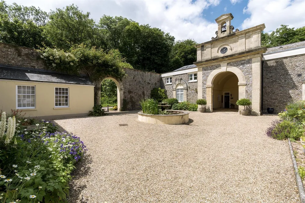 Flat Widworthy Court in East Devon
