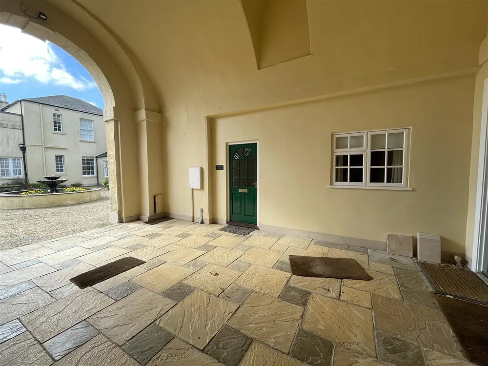 Flat Widworthy Court in East Devon