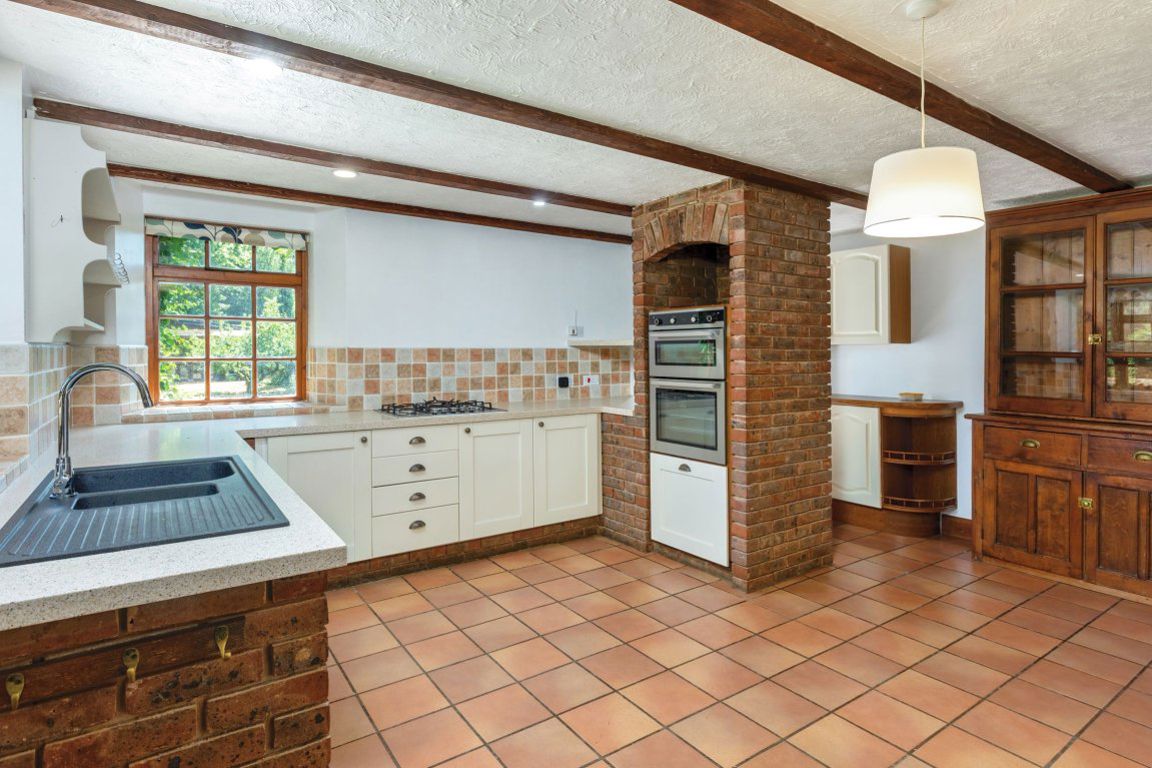 House Oakfield Road in Tunbridge Wells