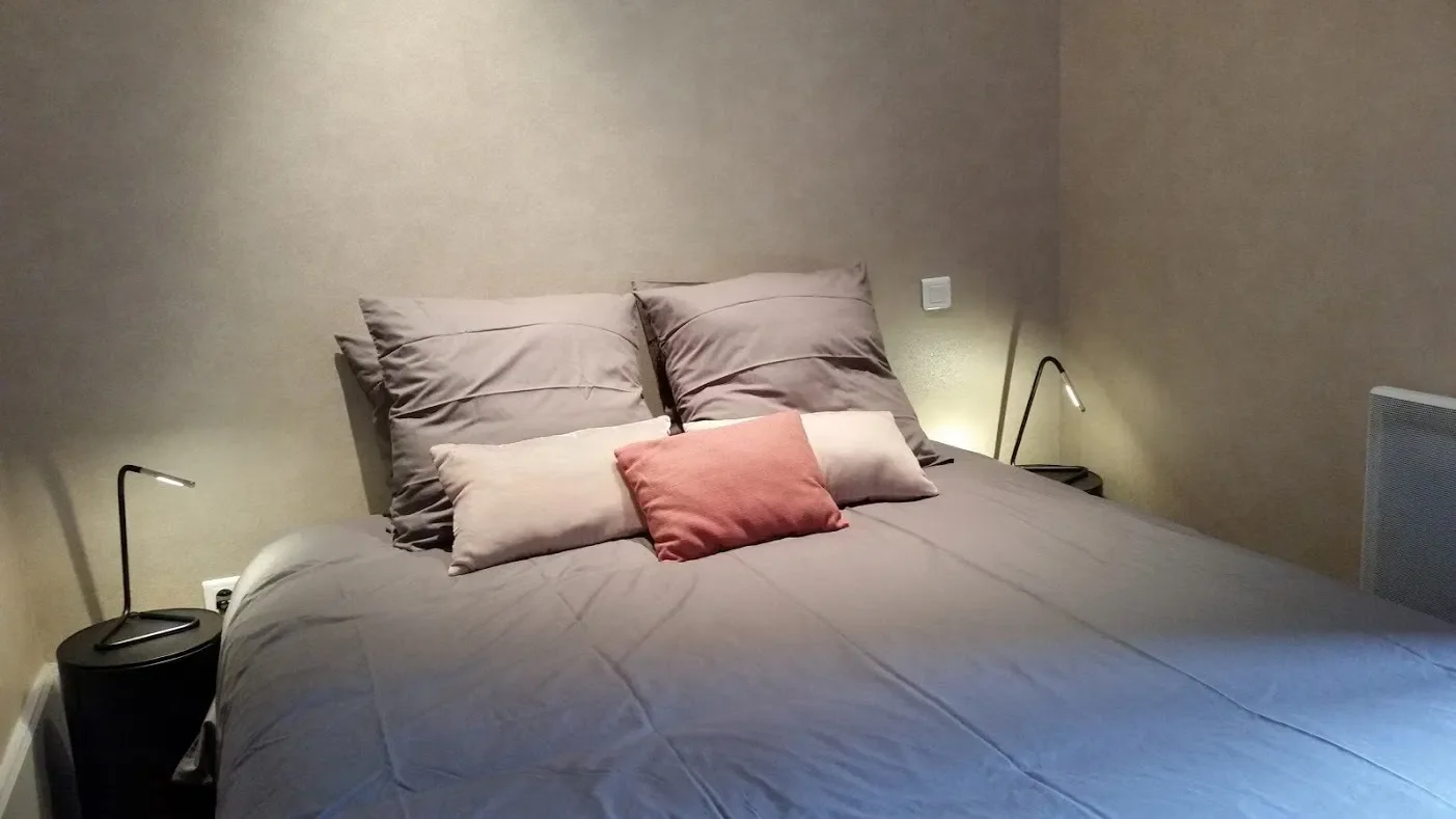 Room Rue Jules Mercier in Dijon