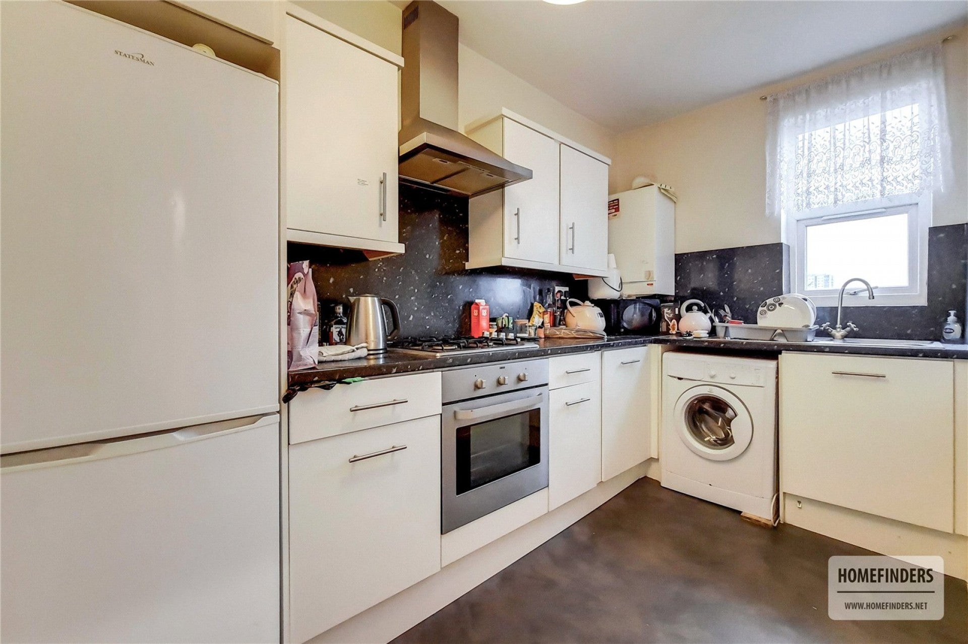 Flat Chatsworth Road in Greater London