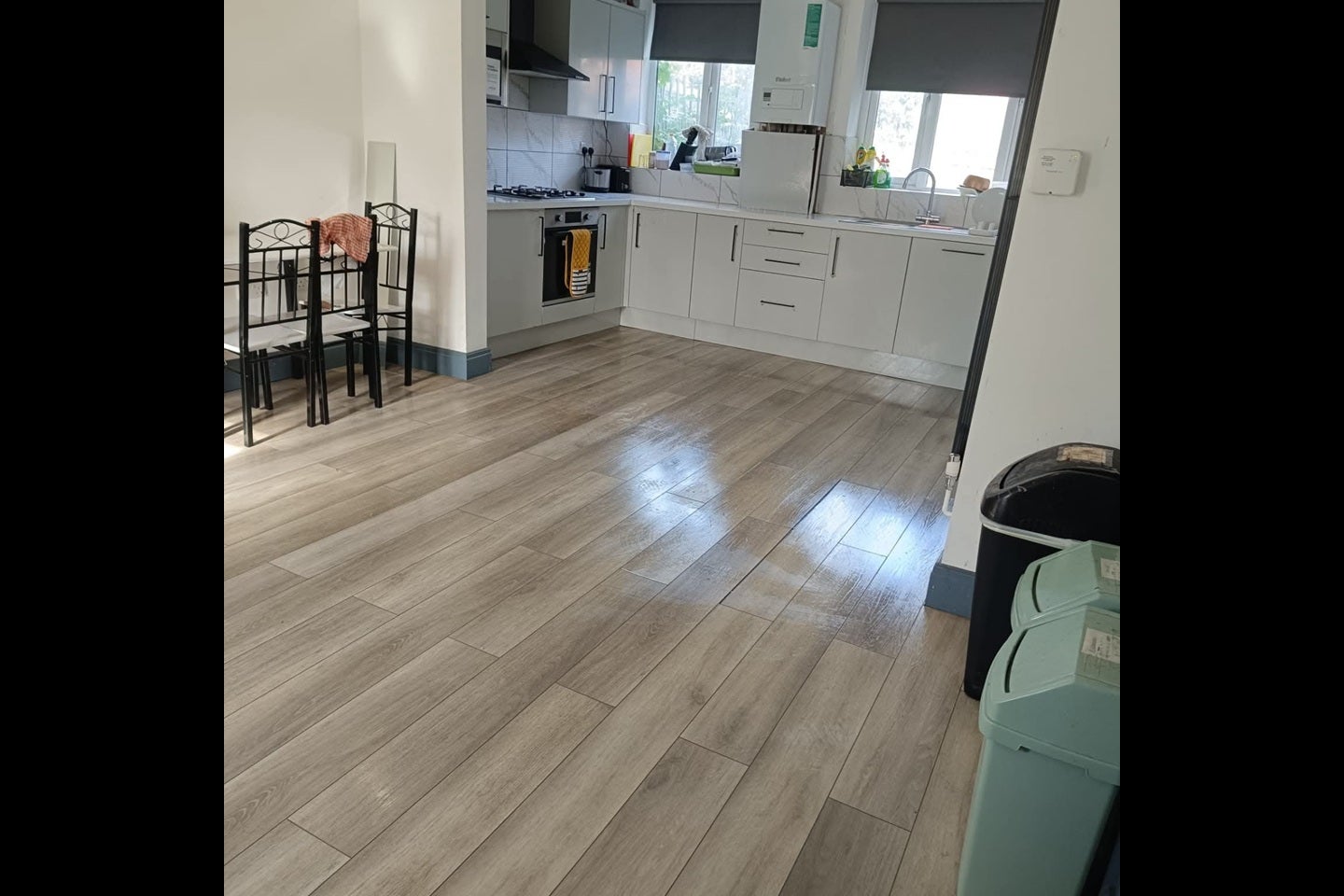 Room Leysdown Road in Greater London
