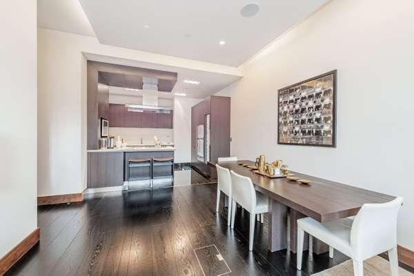 Flat Oxford Street in City of Westminster