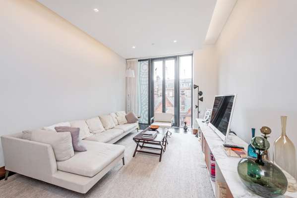 Flat Oxford Street in City of Westminster