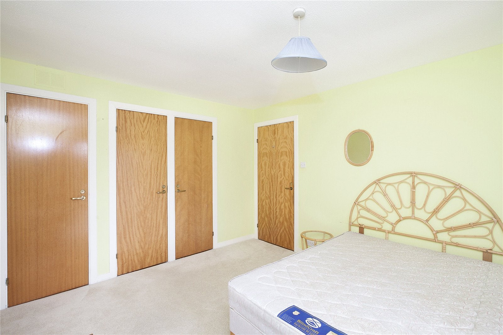 Flat Myreside Court in City of Edinburgh