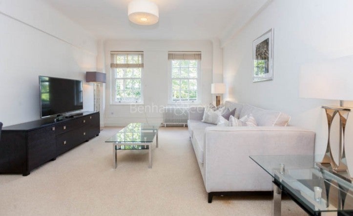 Flat Fulham Road in Greater London
