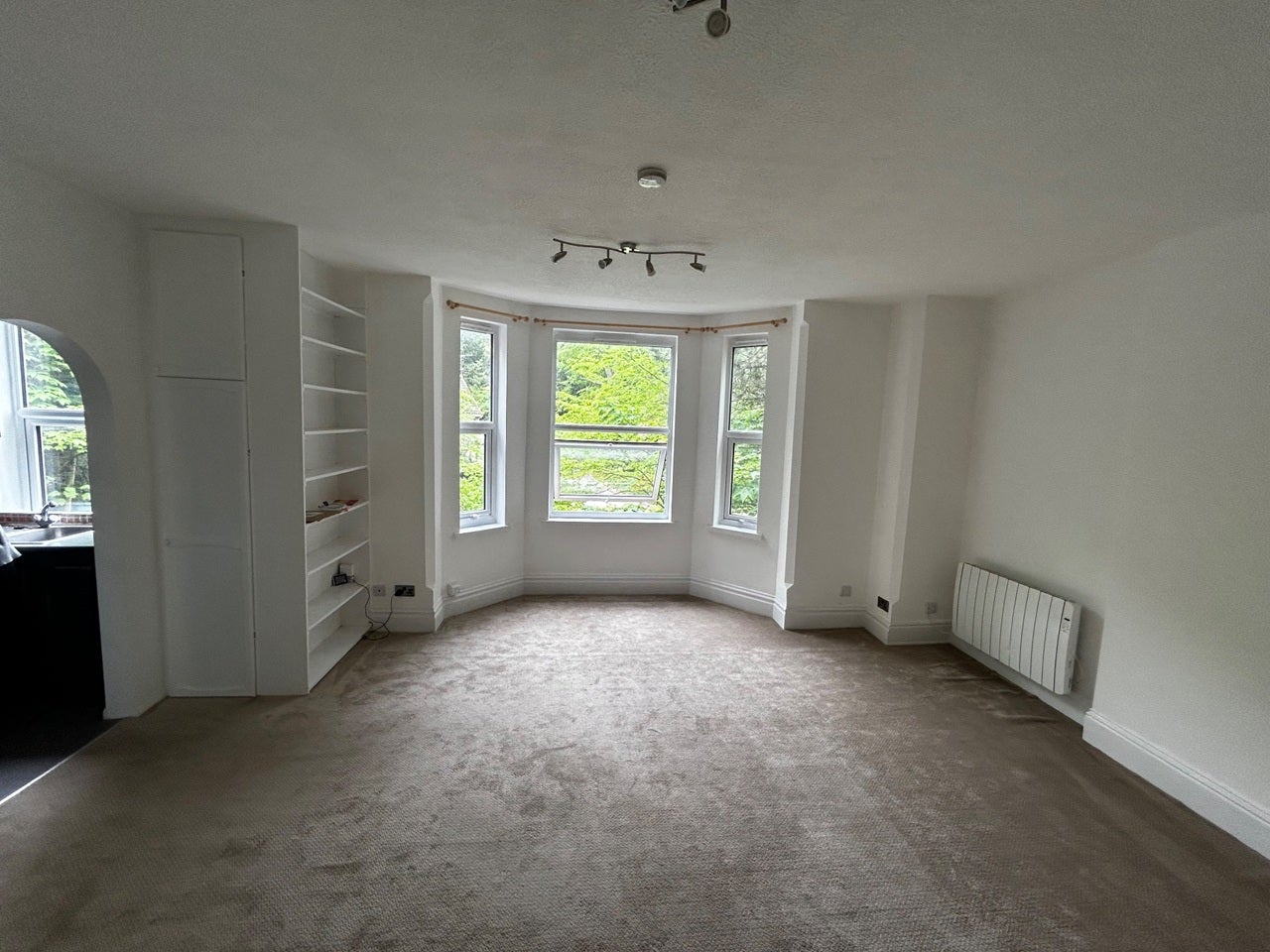 Flat London Road in Luton