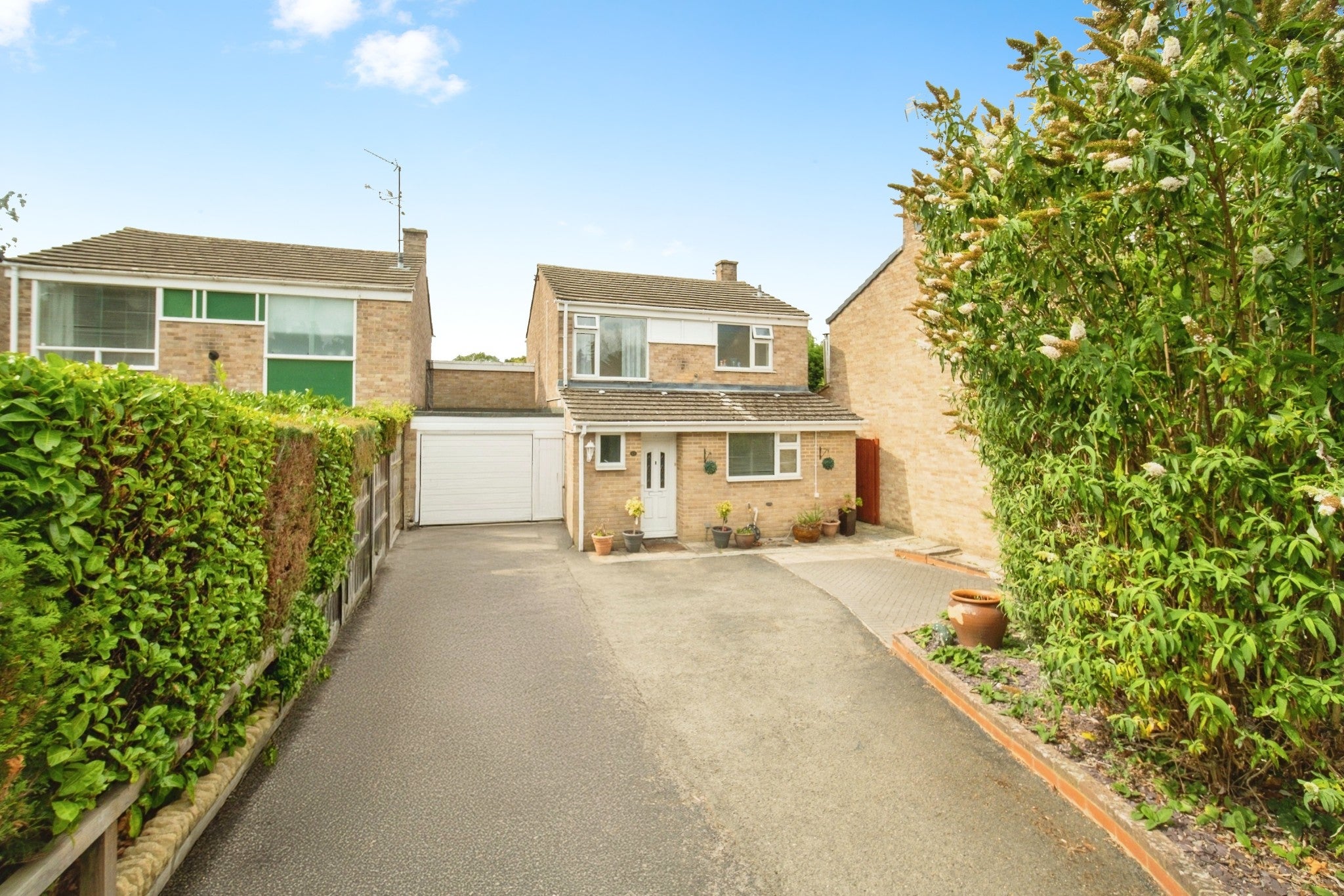 House Bicknell Road in Surrey Heath