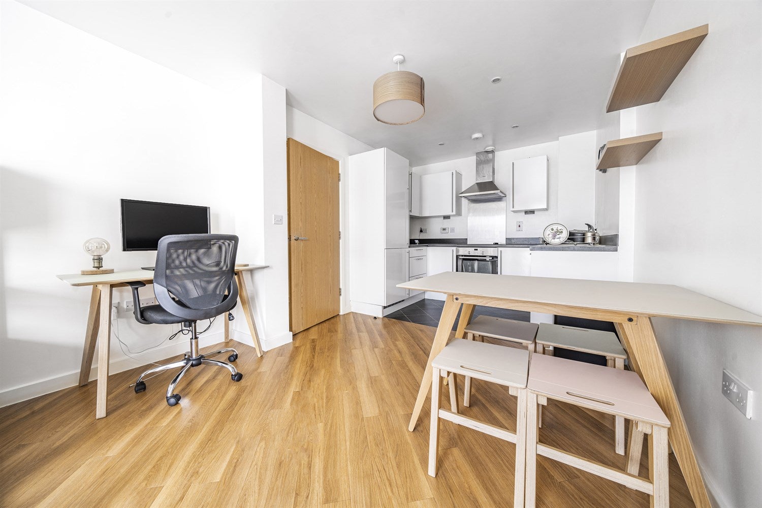 Flat Kennet Side in Reading