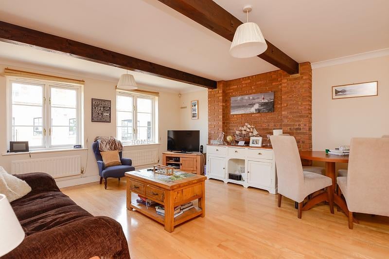 Flat Holters Mill in Canterbury