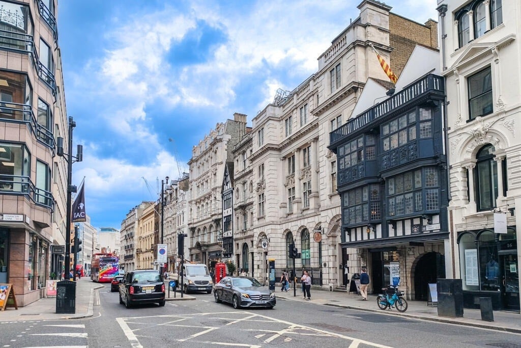 Flat Strand in City of Westminster
