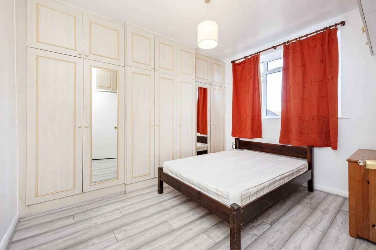 House Streatham Vale in Greater London
