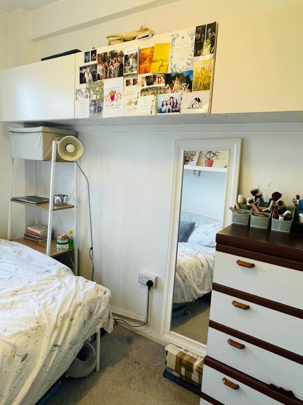 Room Jackman Street in Greater London